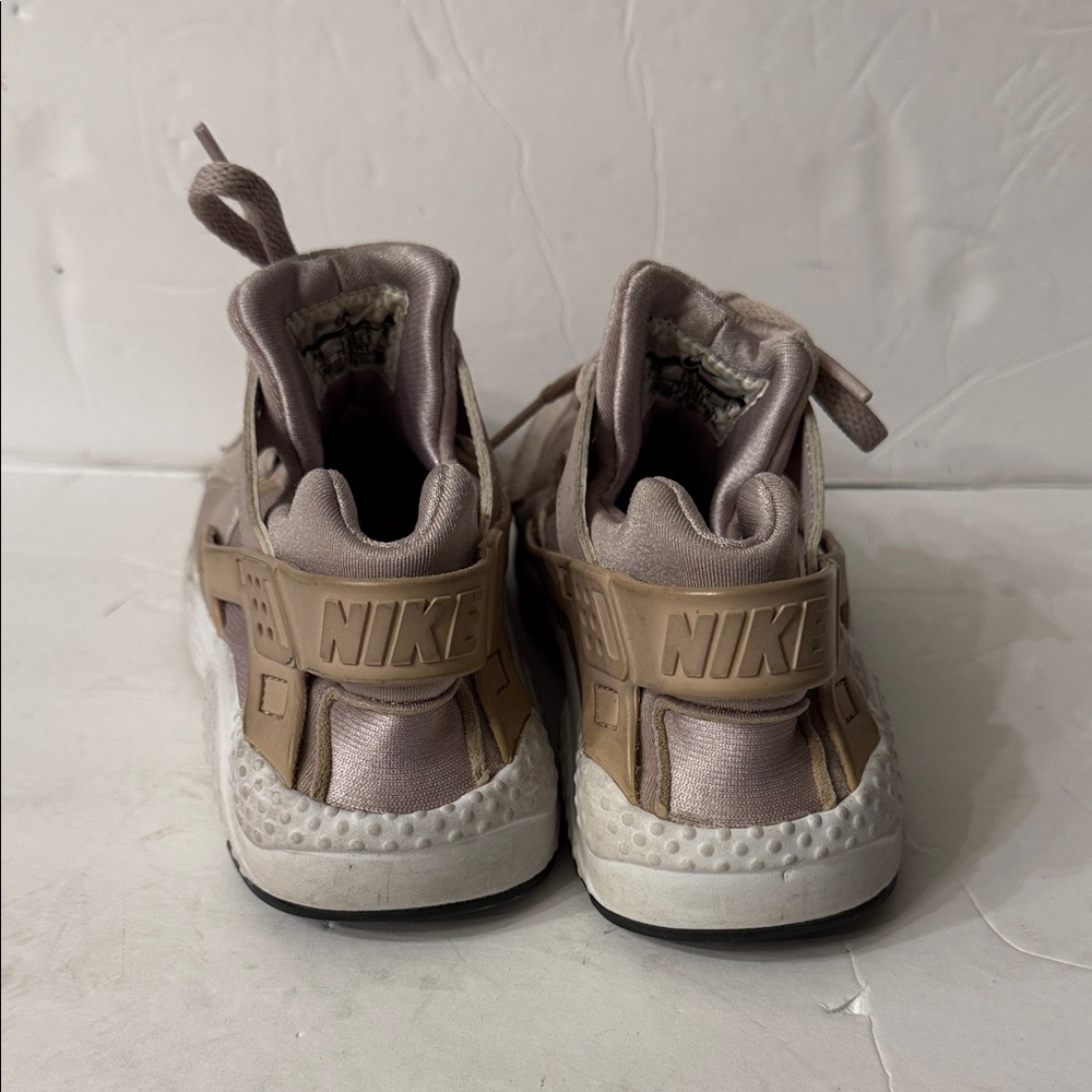 Nike mauve pink hurache sneakers size 2 youth kids - Picture 2 of 5